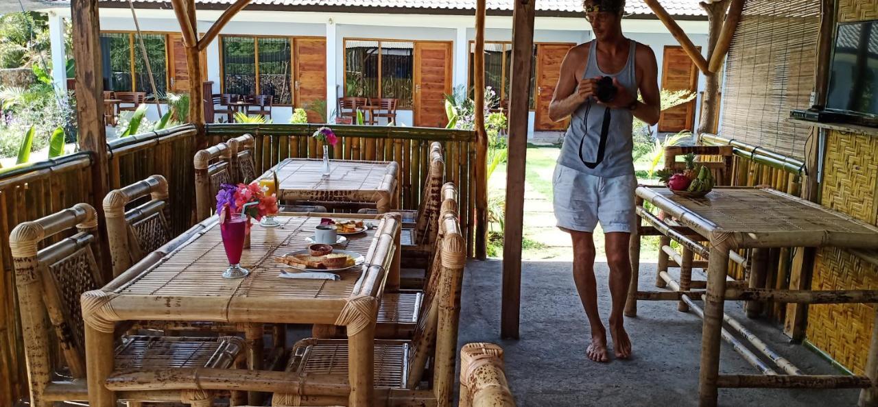 Elisa Homestay Areguling Kuta  المظهر الخارجي الصورة