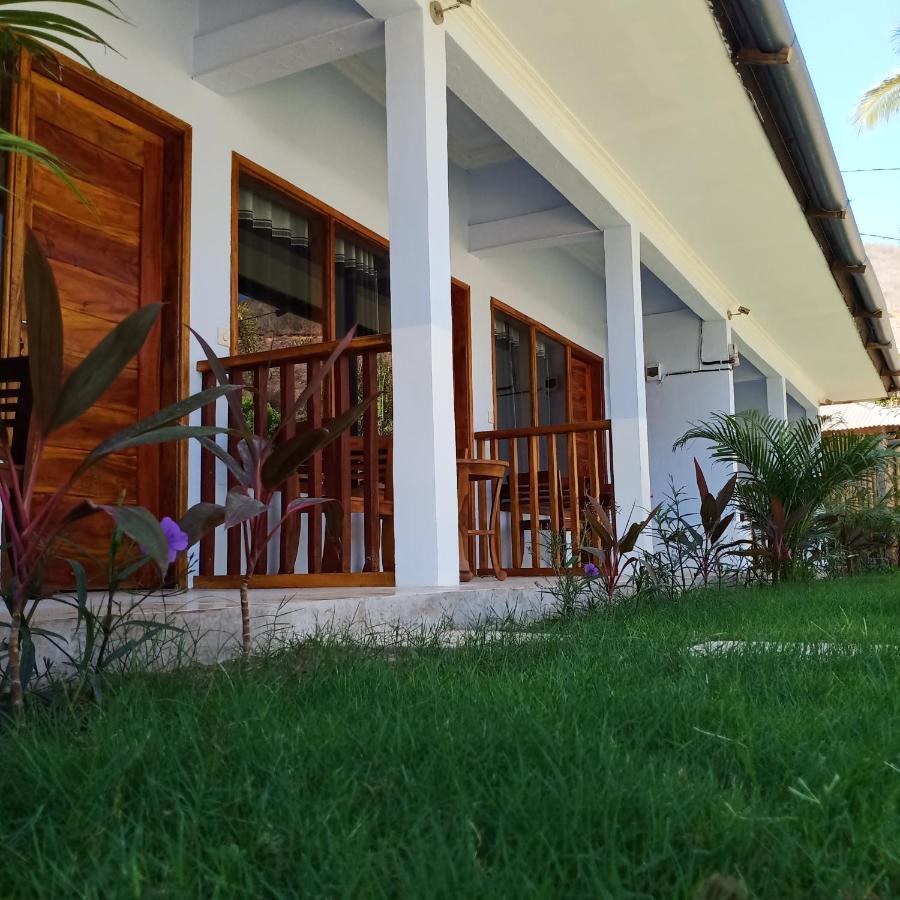 Elisa Homestay Areguling Kuta  المظهر الخارجي الصورة