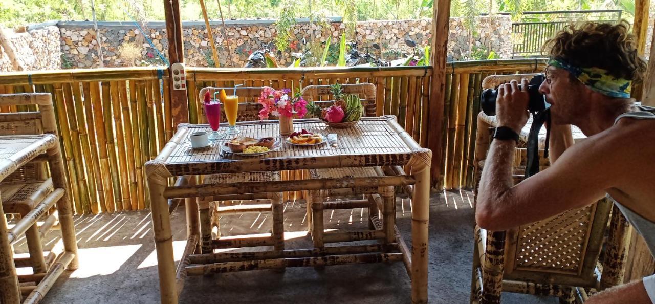 Elisa Homestay Areguling Kuta  المظهر الخارجي الصورة